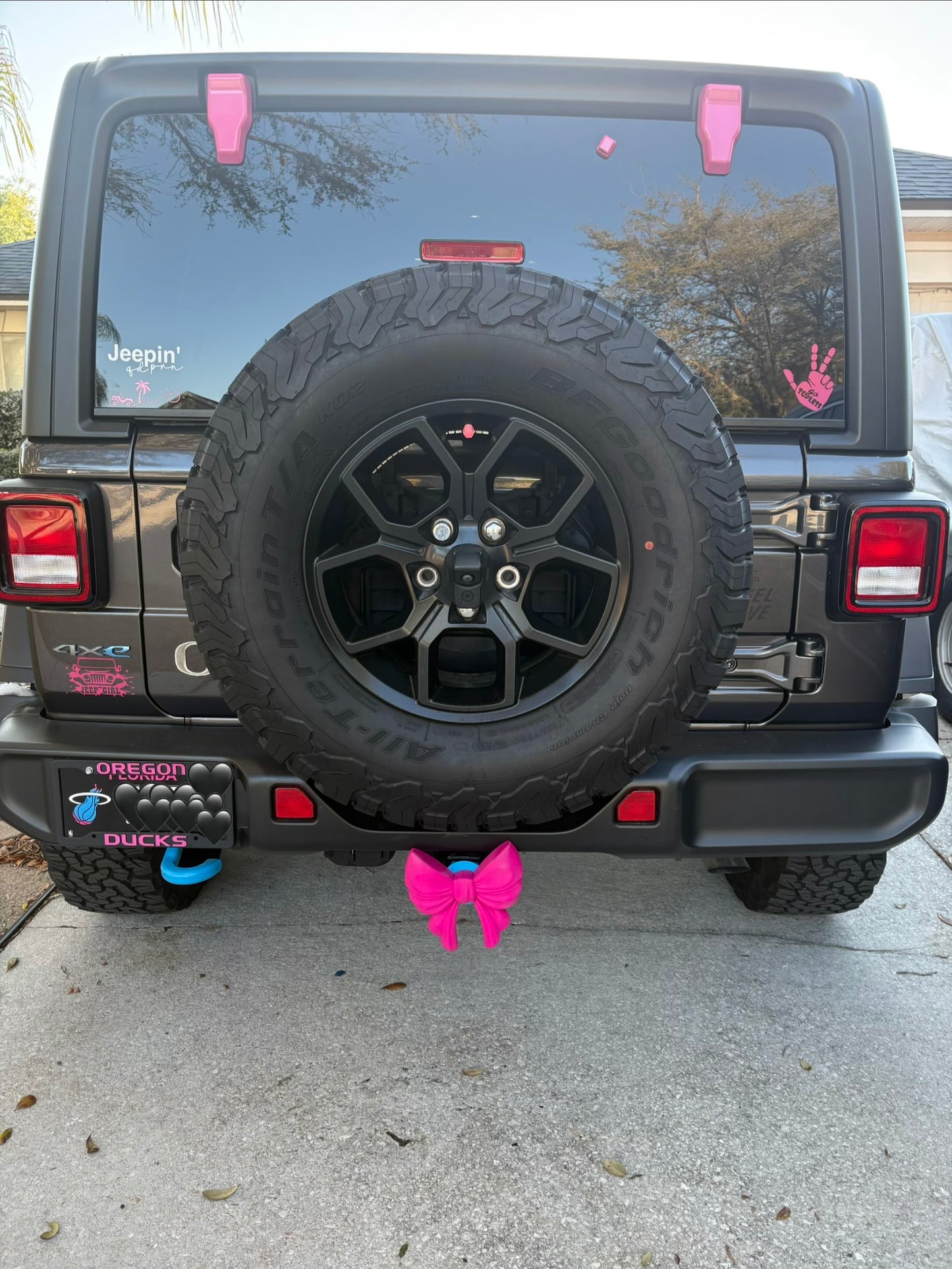 Chunky Bow Hitch Cover | Cute Trailer Hitch Plug | Jeep Girl Accessory | Feminine Truck Decor | Pink Car Aesthetic | 2” Receiver Cover