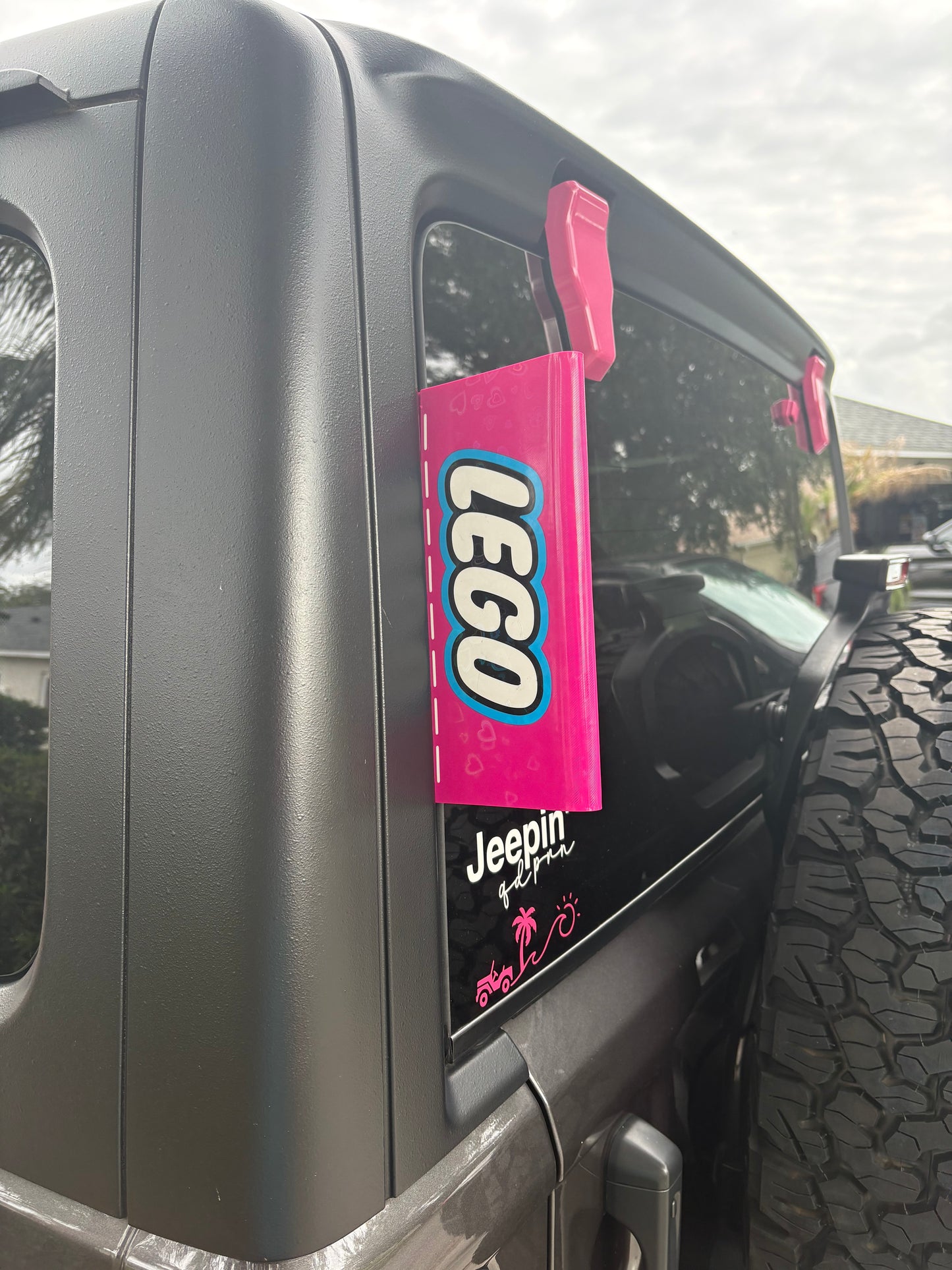 Custom Toy-Inspired Car Tag | Personalized Rear Window Vehicle Accessory | 3D Printed Novelty Auto Decoration | Retro Toys