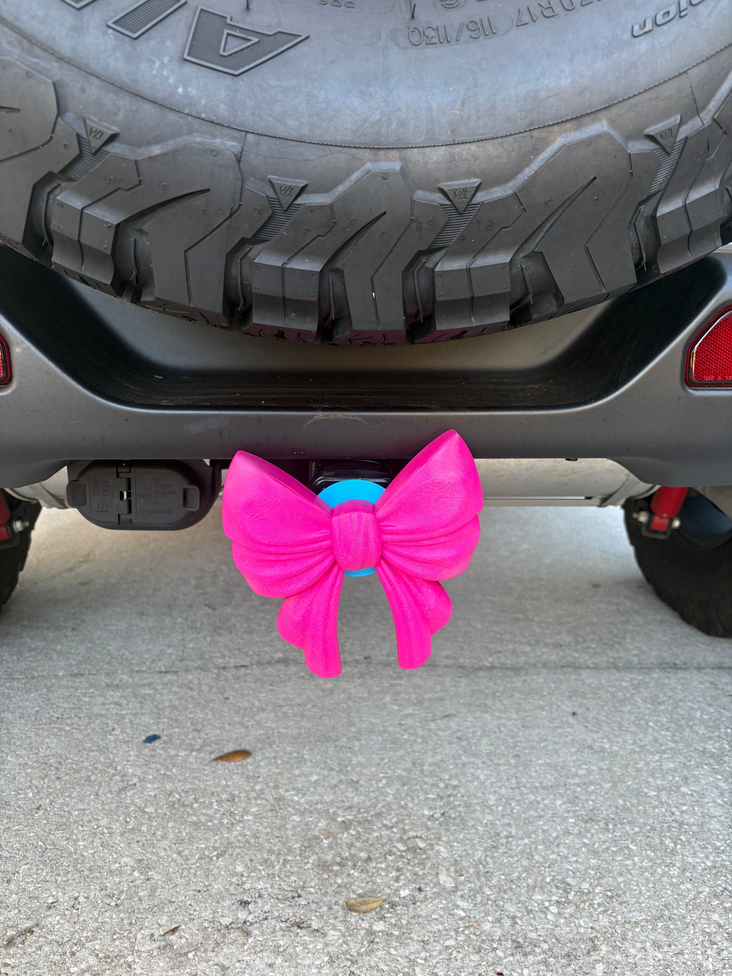 Chunky Bow Hitch Cover | Cute Trailer Hitch Plug | Jeep Girl Accessory | Feminine Truck Decor | Pink Car Aesthetic | 2” Receiver Cover